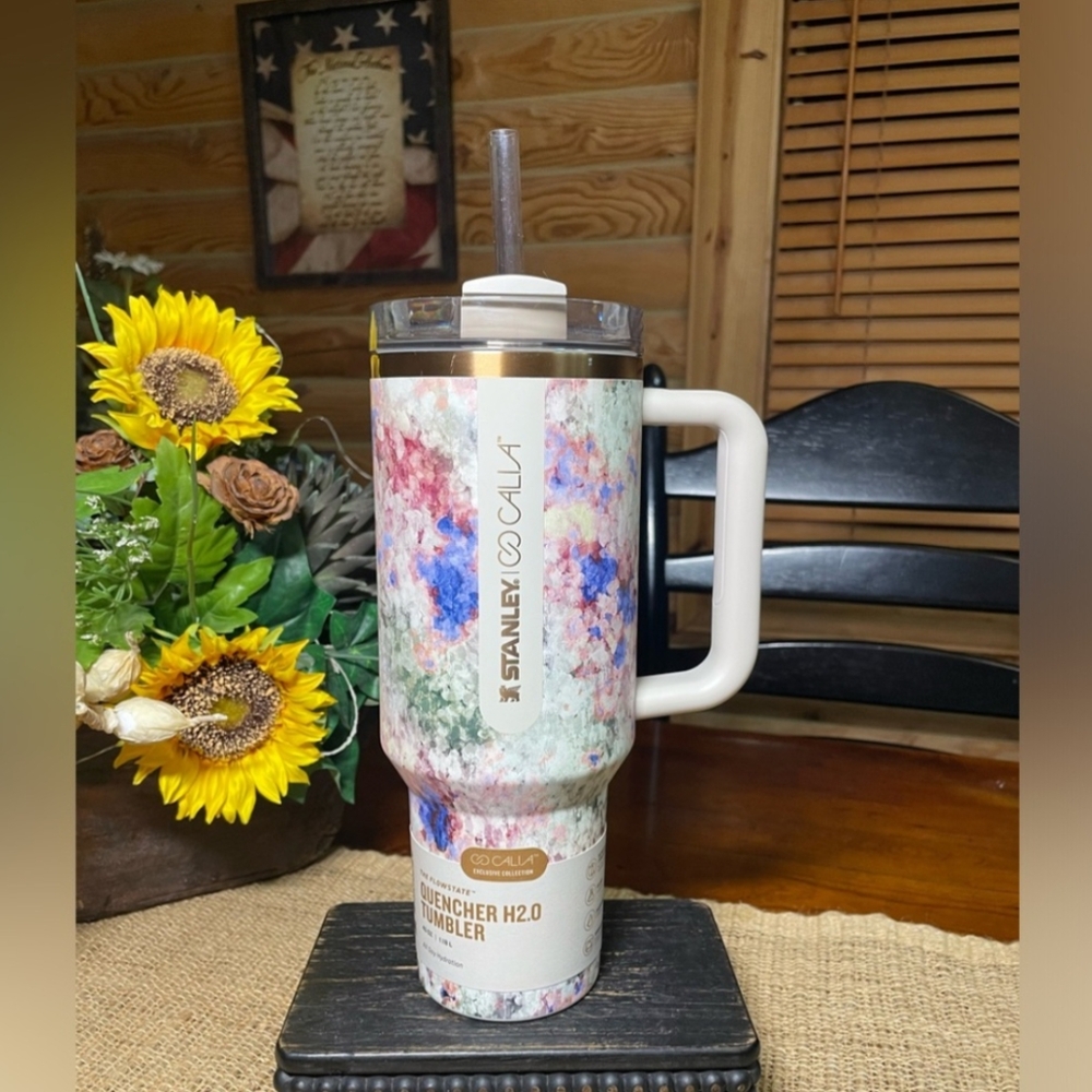 NWT ✨ OLIVE EDEN 40oz Stanley x CALIA Collection Quencher